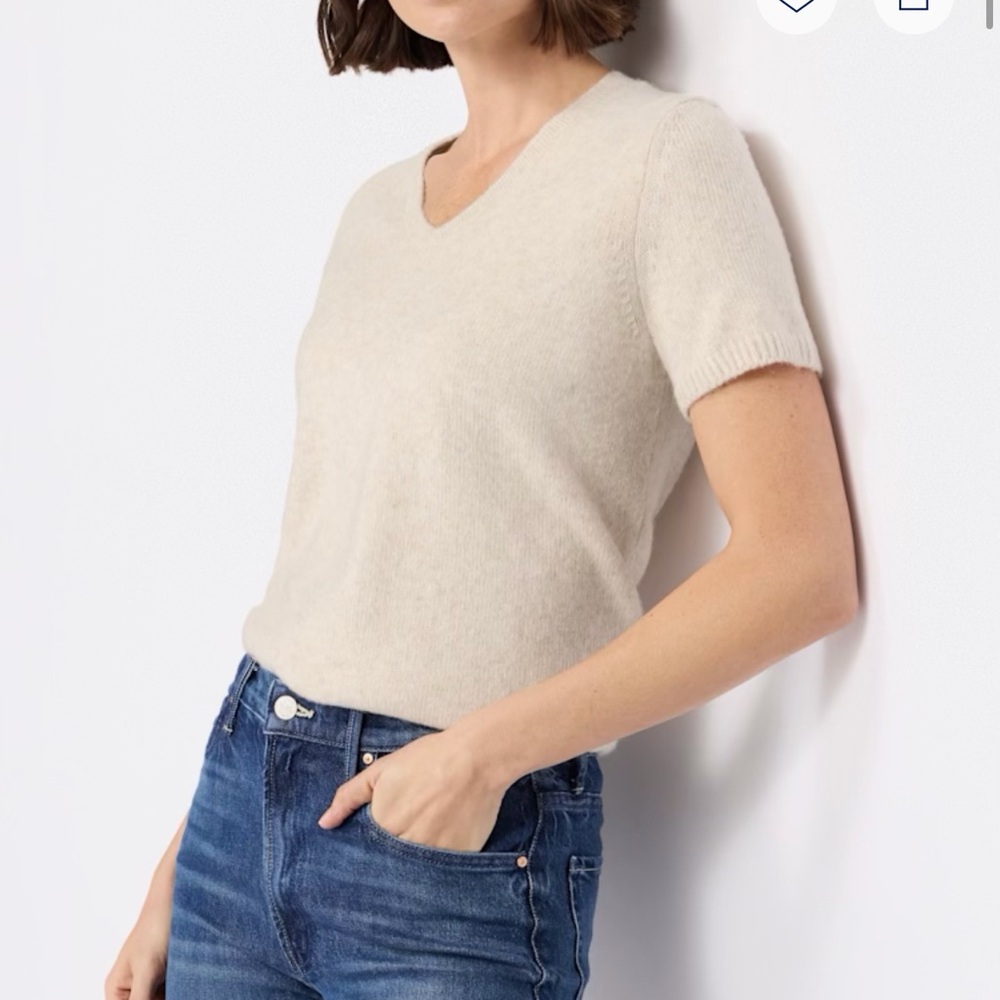 Classic V-Neck Short Sleeve Top in Light Beige